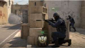 CS2 featured thumbnail met een CS2-agent en tekst over Prime Status en of het de moeite waard is