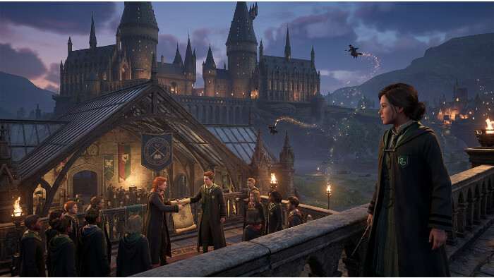 Hogwarts Legacy featured thumbnail over Hogwarts Legacy 2 met tovenaarskasteel en nieuws over een community manager