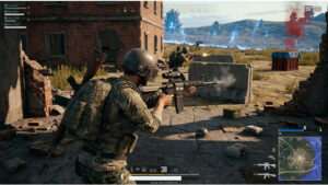 PUBG featured thumbnail met een soldaat met helm en geweer, passend bij het artikel over de beste wapens in de patch