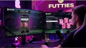 Vierkante thumbnail voor EA Sports FC 24 over FUTTIES op TikTok met 22K views en objective cards